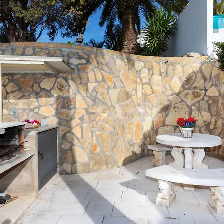Apartment Tres Flores - Pea131 By Interhome *